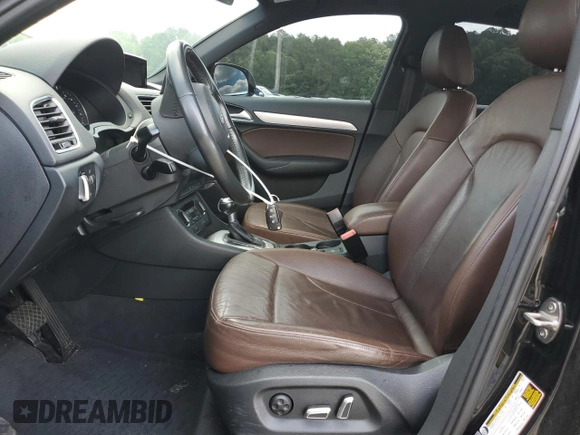 2018 Audi Q3 Premium Plus z VIN WA1HCCFS5JR012513, wystawiony jako Copart lot #56908385 z przebiegiem 146 385 mil mil oraz Szkoda całkowita • Salvage title. Historia ofert i sprzedaży dostępna na DreamBid. Obrazek 7.