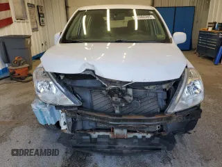 2011 Nissan Versa S с VIN 3N1BC1CPXBL492172, выставлен на аукционе Copart как лот 59382285 с пробегом 135 879 миль миль и Списание • Salvage title. История ставок и продаж доступна на DreamBid. Изображение 5.