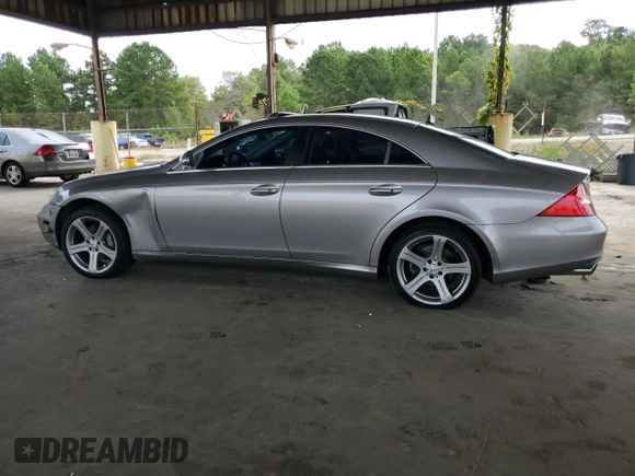 2006 Mercedes-Benz CLS-Class with VIN WDDDJ75X46A049952, listed as a Copart auction lot 69833244 with 217,882 mi miles and Salvage Title. Bid and sale history available at carsss.com. Image 2.