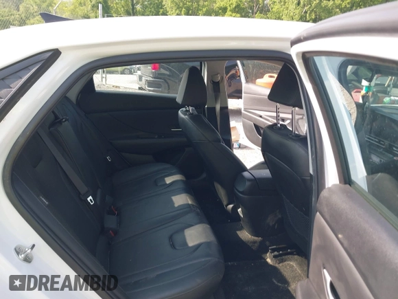 2024 Hyundai Elantra Limited с VIN KMHLP4DG9RU800577, выставлен на аукционе IAAI как лот 42484059 с пробегом 24 731 миль миль и . История ставок и продаж доступна на DreamBid. Изображение 8.