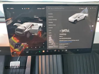 2024 Tesla Cybertruck z VIN 7G2CEHED3RA006960, wystawiony jako Copart lot #62443524 z przebiegiem 683 mil mil oraz Szkody całkowita. Historia ofert i sprzedaży dostępna na DreamBid. Obrazek 9.