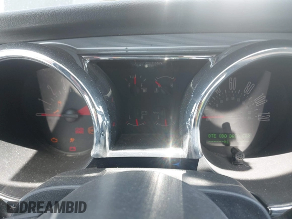 2006 Ford Mustang Standard with VIN 1ZVFT80N065182187, listed as a IAAI auction lot 42453637 with Not provided miles and . Bid and sale history available at DreamBid. Image 7.