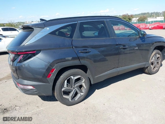 2023 Hyundai Tucson SEL with VIN 5NMJFCAE3PH252432, listed as a IAAI auction lot 40522530 with 8,152 mi miles. Bid and sale history available at carsss.com. Image 4.