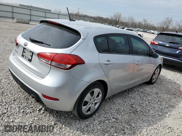 2016 Kia Forte LX z VIN KNAFK5A83G5647749, wystawiony jako Copart lot #47702034 z przebiegiem 75 492 mil mil oraz Szkoda całkowita • Salvage title. Historia ofert i sprzedaży dostępna na DreamBid. Obrazek 3.
