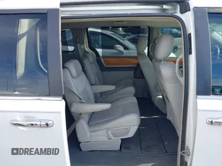 2010 Chrysler Town & Country Limited with VIN 2A4RR6DX7AR124114, listed as a IAAI auction lot 41595803 with 183,684 mi miles. Bid and sale history available at carsss.com. Image 8.