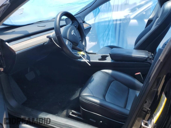 2019 Tesla Model 3 Mid Range z VIN 5YJ3E1EA8KF306096, wystawiony jako Copart lot #54790755 z przebiegiem 170 775 mil mil oraz Szkody całkowita. Historia ofert i sprzedaży dostępna na DreamBid. Obrazek 7.