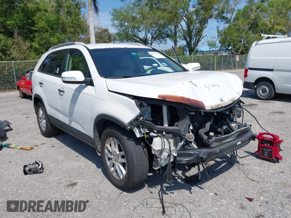 2015 Kia Sorento LX with VIN 5XYKT3A67FG657336, listed as a IAAI auction lot 41761446 with 73,123 mi miles. Bid and sale history available at carsss.com. Image 6.