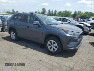 2019 Toyota RAV4 LE with VIN 2T3G1RFV0KC039352, listed as a Copart auction lot 62092395 with 62,800 mi miles and Salvage title. Bid and sale history available at DreamBid. Image 4.
