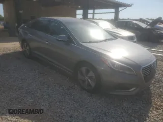 2017 Hyundai Sonata Hybrid Limited with VIN KMHE34L35HA068824, listed as a Copart auction lot 53780375 with 144,204 mi miles and Clean Title. Bid and sale history available at carsss.com. Image 4.