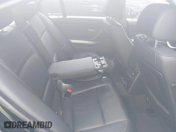 2008 BMW 3 Series 335xi with VIN WBAVD53518A284773, listed as a IAAI auction lot 39953178 with Not provided miles and . Bid and sale history available at DreamBid. Image 8.