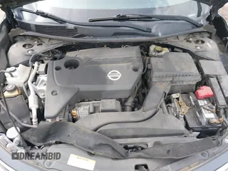 2013 Nissan Altima SV with VIN 1N4AL3AP7DN543921, listed as a IAAI auction lot 41920246 with 116,801 mi miles and . Bid and sale history available at carsss.com. Image 10.