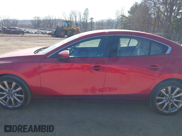 2020 Mazda 3 Preferred Package with VIN 3MZBPADL8LM116012, listed as a IAAI auction lot 41767928 with 51,663 mi miles and . Bid and sale history available at carsss.com. Image 15.