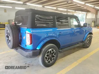 2023 Ford Bronco with VIN 1FMEE5DP2PLB16154, listed as a Copart auction lot 63138085 with 39,193 mi miles and Salvage title. Bid and sale history available at DreamBid. Image 3.