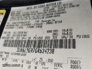 2016 Lincoln MKZ with VIN 3LN6L2G97GR624238, listed as a IAAI auction lot 41642853 with 205,832 mi miles. Bid and sale history available at carsss.com. Image 9.