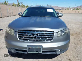 2005 Infiniti FX with VIN JNRAS08W45X218545, listed as a IAAI auction lot 41904209 with 223,649 mi miles. Bid and sale history available at carsss.com. Image 6.