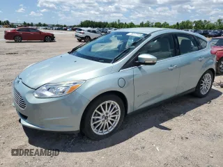2013 Ford Focus Electric с VIN 1FADP3R44DL251179, выставлен на аукционе Copart как лот 56572595 с пробегом 49 705 миль миль и Чистый • Clean title. История ставок и продаж доступна на DreamBid. Изображение 1.