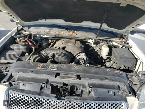 2014 GMC Yukon Denali with VIN 1GKS2EEF0ER141638, listed as a Copart auction lot 74247634 with 160,671 mi miles and Salvage Title. Bid and sale history available at carsss.com. Image 12.