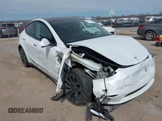 2023 Tesla Model Y Long Range z VIN 7SAYGDEE3PA072042, wystawiony jako IAAI lot #41795216 z przebiegiem 40 905 mil mil oraz . Historia ofert i sprzedaży dostępna na DreamBid. Obrazek 1.