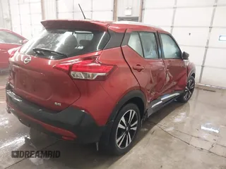 2019 Nissan Kicks SV with VIN 3N1CP5CU3KL482928, listed as a IAAI auction lot 41580205 with 43,944 mi miles. Bid and sale history available at carsss.com. Image 4.