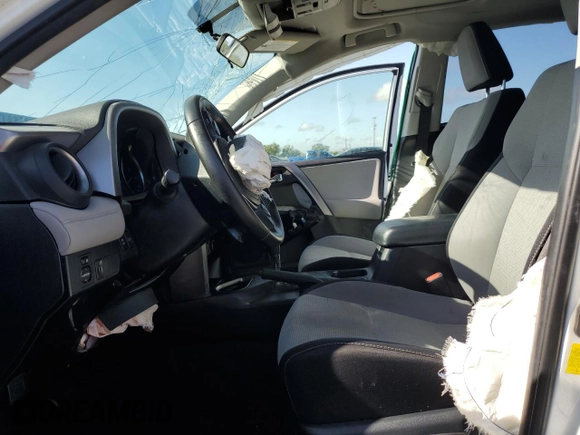 2016 Toyota RAV4 XLE with VIN JTMRFREV3GJ102721, listed as a Copart auction lot 62489055 with 111 mi miles and Salvage title. Bid and sale history available at DreamBid. Image 7.
