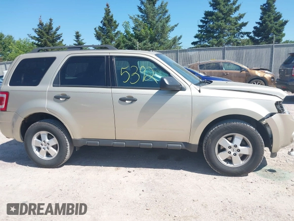 2012 Ford Escape XLT с VIN 1FMCU9DG9CKC62438, выставлен на аукционе IAAI как лот 42655392 с пробегом 129 503 миль миль и . История ставок и продаж доступна на DreamBid. Изображение 13.