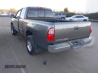 2006 Toyota Tundra SR5 with VIN 5TBRU34126S482999, listed as a IAAI auction lot 41430495 with 143,974 mi miles and . Bid and sale history available at DreamBid. Image 3.