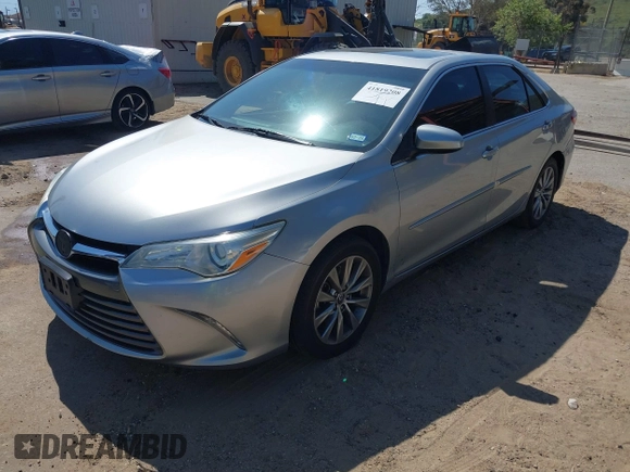 2015 Toyota Camry XLE with VIN 4T1BF1FK6FU882262, listed as a IAAI auction lot 41819208 with 123,173 mi miles and . Bid and sale history available at DreamBid. Image 18.