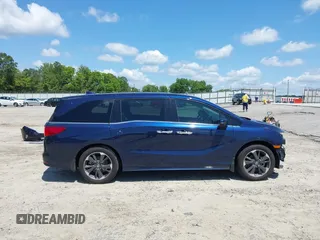 2024 Honda Odyssey Elite z VIN 5FNRL6H97RB057976, wystawiony jako IAAI lot #42428910 z przebiegiem 13 021 mil mil oraz . Historia ofert i sprzedaży dostępna na DreamBid. Obrazek 14.