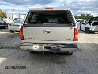 2006 GMC Sierra Denali z VIN 2GTEK63N561179546, wystawiony jako Copart lot #75612644 z przebiegiem 198 696 mil mil oraz Tytuł czysty. Historia ofert i sprzedaży dostępna na DreamBid. Obrazek 6.