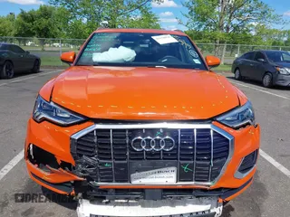 2022 Audi Q3 Premium Plus z VIN WA1BUCF36N1149539, wystawiony jako IAAI lot #42176930 z przebiegiem 13 152 mil mil oraz . Historia ofert i sprzedaży dostępna na DreamBid. Obrazek 12.