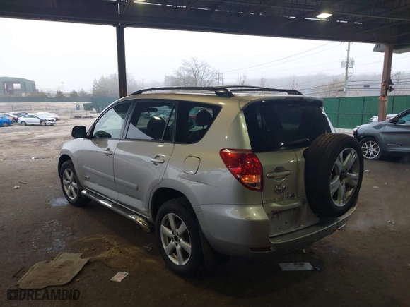 2008 Toyota RAV4 Ltd with VIN JTMBD31V485210284, listed as a IAAI auction lot 41903460 with 188,476 mi miles. Bid and sale history available at carsss.com. Image 3.