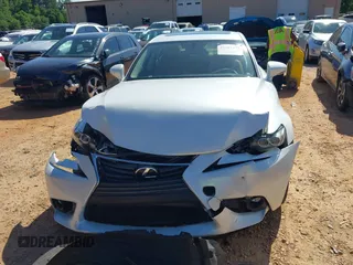 2016 Lexus IS 300/350 z VIN JTHCM1D29G5005468, wystawiony jako IAAI lot #42307494 z przebiegiem 83 932 mil mil oraz . Historia ofert i sprzedaży dostępna na DreamBid. Obrazek 11.