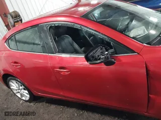 2018 Mazda Mazda3 4-Door Touring with VIN 3MZBN1V32JM197302, listed as a IAAI auction lot 41788089 with 44,584 mi miles. Bid and sale history available at carsss.com. Image 13.
