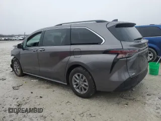 2024 Toyota Sienna XLE with VIN 5TDYSKFC8RS150152, listed as a Copart auction lot 86604424 with 22,485 mi miles and Salvage Title. Bid and sale history available at DreamBid. Image 2.