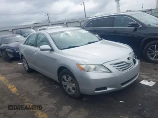 2008 Toyota Camry LE with VIN 4T1BE46K38U251461, listed as a IAAI auction lot 41865742 with 114,165 mi miles. Bid and sale history available at carsss.com. Image 1.