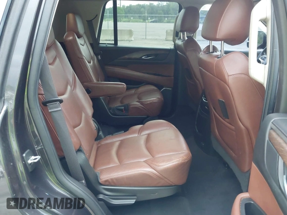 2016 Cadillac Escalade Premium Collection z VIN 1GYS4CKJ7GR260450, wystawiony jako IAAI lot #42542124 z przebiegiem 85 513 mil mil oraz . Historia ofert i sprzedaży dostępna na DreamBid. Obrazek 8.
