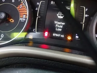 2017 Jeep Cherokee Latitude с VIN 1C4PJMCS1HW509295, выставлен на аукционе IAAI как лот 41909890 с пробегом 97 947 миль миль и . История ставок и продаж доступна на DreamBid. Изображение 7.