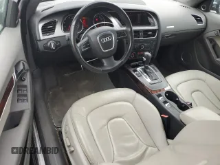 2010 Audi A5 Premium Plus z VIN WAULFAFH3AN018752, wystawiony jako Copart lot #71505394 z przebiegiem 133 524 mil mil oraz Nie do naprawy • Non repairable. Historia ofert i sprzedaży dostępna na DreamBid. Obrazek 8.