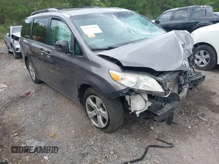 2015 Toyota Sienna LE AAS с VIN 5TDKK3DCXFS533200, выставлен на аукционе IAAI как лот 42123768 с пробегом 136 316 миль миль и . История ставок и продаж доступна на DreamBid. Изображение 1.