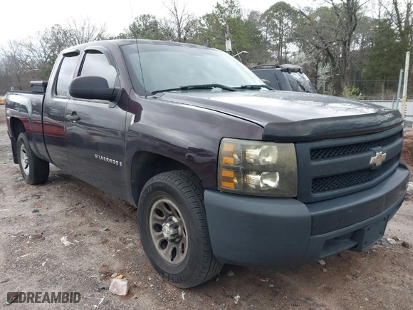 2008 Chevrolet Silverado 1500 Work Truck with VIN 1GCEC19C88Z241487, listed as a IAAI auction lot 41730878 with 275,983 mi miles. Bid and sale history available at carsss.com. Image 1.