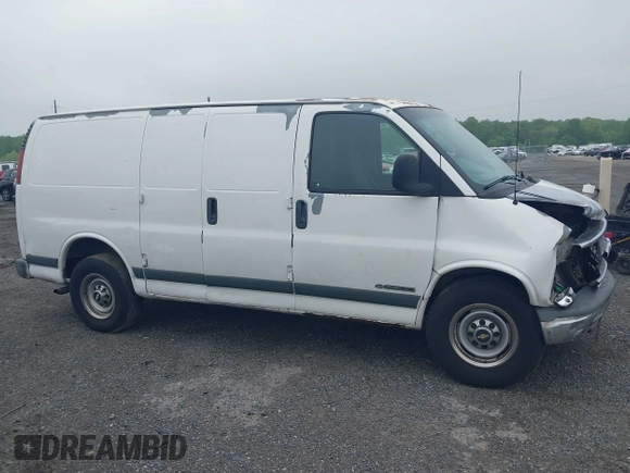 2002 Chevrolet Express Cargo with VIN 1GCHG35R621159402, listed as a IAAI auction lot 42170093 with Not provided miles and . Bid and sale history available at DreamBid. Image 13.