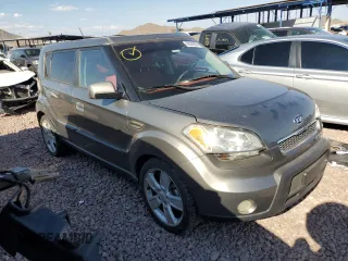 2010 Kia Soul + with VIN KNDJT2A22A7044114, listed as a Copart auction lot 69849854 with 122,320 mi miles and Salvage Title. Bid and sale history available at carsss.com. Image 4.