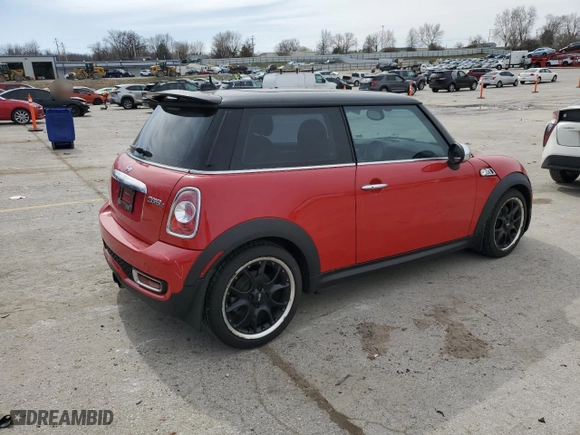 2011 MINI Cooper Hardtop S with VIN WMWSV3C54BTY14542, listed as a Copart auction lot 49490325 with 118,223 mi miles and Salvage Title. Bid and sale history available at carsss.com. Image 3.