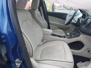 2015 Chrysler 200 C with VIN 1C3CCCCB8FN631839, listed as a IAAI auction lot 42001902 with 84,239 mi miles. Bid and sale history available at carsss.com. Image 5.
