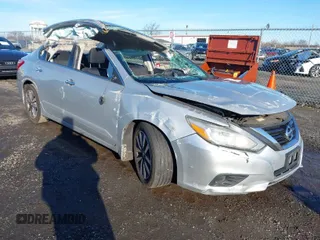 2016 Nissan Altima SR with VIN 1N4AL3AP5GC286581, listed as a IAAI auction lot 41125076 with 137,154 mi miles and . Bid and sale history available at DreamBid. Image 1.