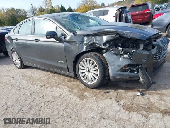 2015 Ford Fusion SE Hybrid with VIN 3FA6P0LUXFR266743, listed as a IAAI auction lot 40862039 with 116,610 mi miles. Bid and sale history available at carsss.com. Image 1.