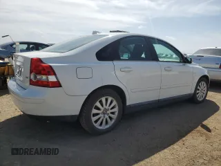 2005 Volvo S40 z VIN YV1MS382852115809, wystawiony jako Copart lot #52548265 z przebiegiem 169 347 mil mil oraz Czysty tytuł • Clean title. Historia ofert i sprzedaży dostępna na DreamBid. Obrazek 3.