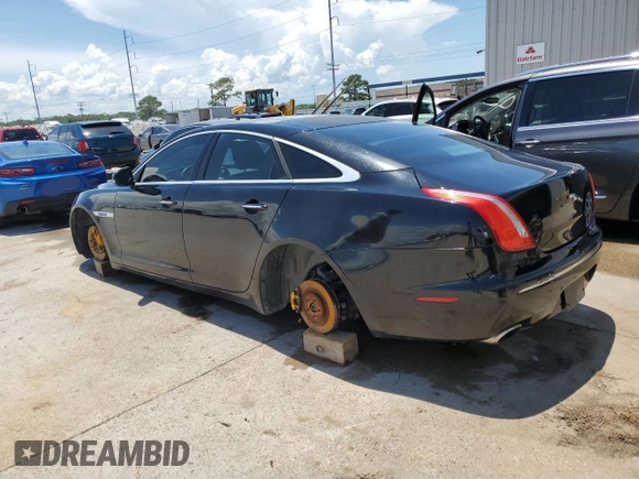 2011 Jaguar XJ with VIN SAJWA1CBXBLV12152, listed as a Copart auction lot 62010855 with 125,697 mi miles and Salvage title. Bid and sale history available at DreamBid. Image 2.