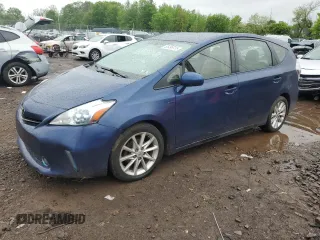 2012 Toyota Prius Two with VIN JTDZN3EU7C3139129, listed as a Copart auction lot 55499735 with 556,381 mi miles and Clean Title. Bid and sale history available at carsss.com. Image 1.
