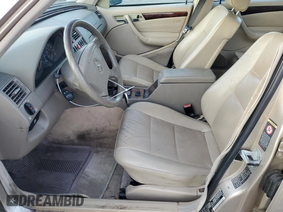 2000 Mercedes-Benz C 230 Kompressor with VIN WDBHA24G1YA835516, listed as a Copart auction lot 82915994 with Not Provided miles and Salvage Title. Bid and sale history available at carsss.com. Image 7.